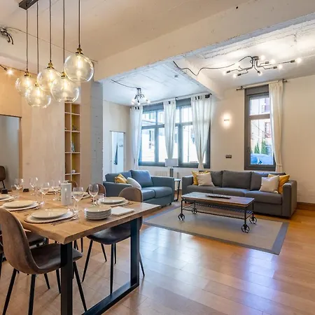 New! Lovely 3-bedroom Loft In * ビルバオ