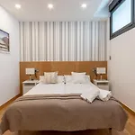 New! Lovely 3-bedroom Loft In Lägenhet Bilbao