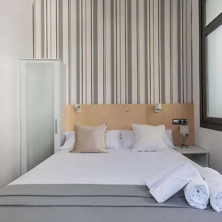 New! Lovely 3-bedroom Loft In بلباو